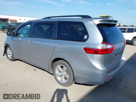 2017 Toyota Sienna LE Auto Access Seat with VIN 5TDKZ3DC4HS773762, listed as a IAAI auction lot 40350728 with 86,271 mi miles and . Bid and sale history available at DreamBid. Image 3.