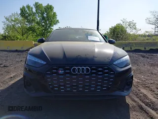 2024 Audi S5 Sportback Premium Plus z VIN WAUC4CF58RA071005, wystawiony jako IAAI lot #42154760 z przebiegiem 11 149 mil mil oraz . Historia ofert i sprzedaży dostępna na DreamBid. Obrazek 12.