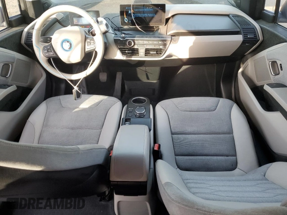 2016 BMW i3 z VIN WBY1Z2C56GV556421, wystawiony jako Copart lot #42644745 z przebiegiem 49 222 mil mil oraz Szkoda całkowita • Salvage title. Historia ofert i sprzedaży dostępna na DreamBid. Obrazek 8.