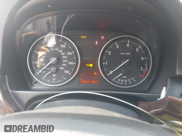 2007 BMW 3 Series 328xi with VIN WBAVC93597K034927, listed as a IAAI auction lot 42009274 with 184,427 mi miles and . Bid and sale history available at DreamBid. Image 7.