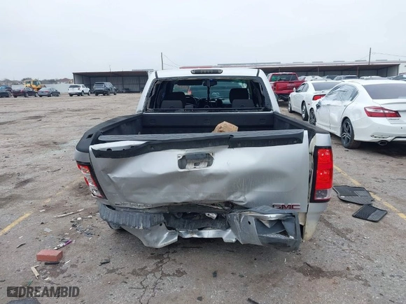 2011 GMC Sierra 1500 SLE with VIN 3GTP1VE03BG167260, listed as a IAAI auction lot 41421749 with 207,341 mi miles. Bid and sale history available at carsss.com. Image 16.