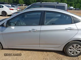 2016 Hyundai Accent SE z VIN KMHCT4AE9GU973351, wystawiony jako IAAI lot #42281546 z przebiegiem 111 130 mil mil oraz . Historia ofert i sprzedaży dostępna na DreamBid. Obrazek 14.