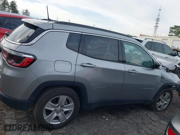 2022 Jeep Compass Latitude with VIN 3C4NJCBB9NT192399, listed as a IAAI auction lot 41598989 with 48,223 mi miles and . Bid and sale history available at carsss.com. Image 13.