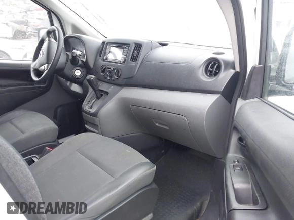 2019 Nissan NV200 SV z VIN 3N6CM0KN6KK698178, wystawiony jako IAAI lot #41915567 z przebiegiem 61 330 mil mil oraz . Historia ofert i sprzedaży dostępna na DreamBid. Obrazek 5.