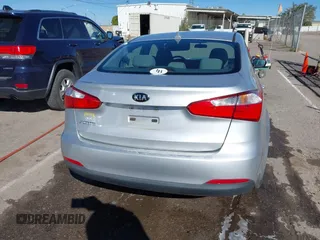 2016 Kia Forte LX with VIN KNAFK4A66G5463821, listed as a IAAI auction lot 40686914 with 67,123 mi miles. Bid and sale history available at carsss.com. Image 17.