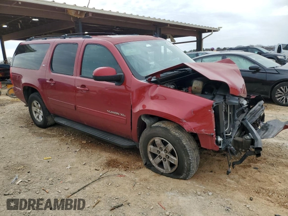 2014 GMC Yukon XL SLT with VIN 1GKS1KE00ER109785, listed as a Copart auction lot 48240915 with 246,193 mi miles and Salvage Title. Bid and sale history available at carsss.com. Image 4.
