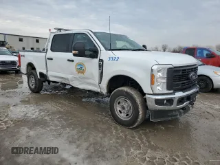 2024 Ford Super Duty F-250 SRW XL with VIN 1FT7W2BA6RED26092, listed as a Copart auction lot 88871925 with 2,282 mi miles and Salvage Title. Bid and sale history available at carsss.com. Image 4.