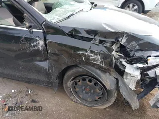 2017 Volkswagen Jetta S z VIN 3VW2B7AJ6HM345400, wystawiony jako IAAI lot #42297120 z przebiegiem 158 923 mil mil oraz . Historia ofert i sprzedaży dostępna na DreamBid. Obrazek 15.