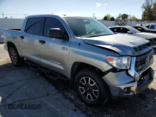 2015 Toyota Tundra SR5 z VIN 5TFEY5F12FX185681, wystawiony jako Copart lot #47140415 z przebiegiem 54 572 mil mil oraz Szkoda całkowita • Salvage title. Historia ofert i sprzedaży dostępna na DreamBid. Obrazek 4.