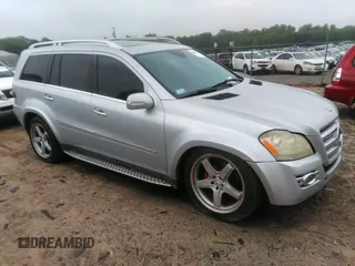2008 Mercedes-Benz GL-Class 5.5L with VIN 4JGBF86E88A389514, listed as a IAAI auction lot 42084973 with 162,662 mi miles. Bid and sale history available at carsss.com. Image 1.