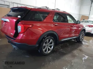 2020 Ford Explorer Platinum with VIN 1FM5K8HCXLGB10252, listed as a IAAI auction lot 41623559 with 62,157 mi miles. Bid and sale history available at carsss.com. Image 4.