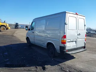 2006 Freightliner Sprinter with VIN WDYPD144765863576, listed as a IAAI auction lot 41901906 with 70,660 mi miles and . Bid and sale history available at DreamBid. Image 3.