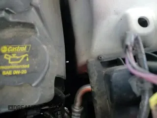 2018 Land Rover Range Rover Sport HSE with VIN SALWR2RV2JA699792, listed as a Copart auction lot 61773735 with 103,931 mi miles and Salvage title. Bid and sale history available at DreamBid. Image 17.