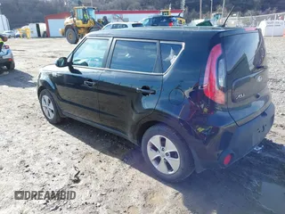 2015 Kia Soul with VIN KNDJN2A25F7235026, listed as a IAAI auction lot 41704315 with 99,444 mi miles. Bid and sale history available at carsss.com. Image 3.