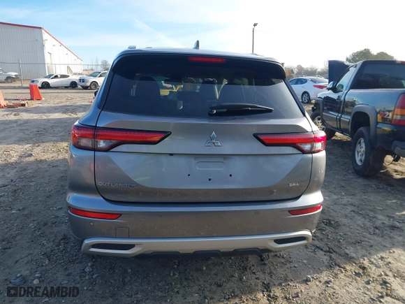 2023 Mitsubishi Outlander SEL with VIN JA4J3VA81PZ017600, listed as a IAAI auction lot 41326806 with 217,788 mi miles. Bid and sale history available at carsss.com. Image 17.