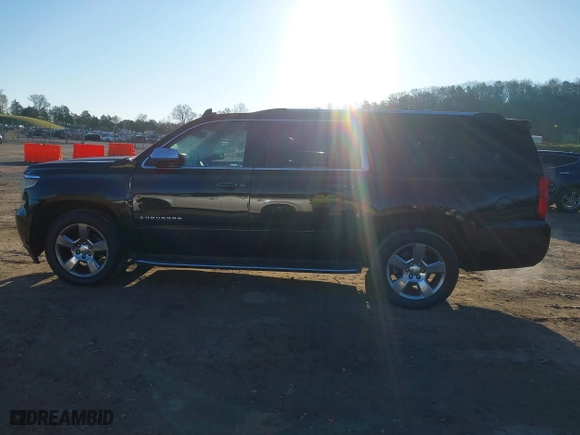 2017 Chevrolet Suburban Premier with VIN 1GNSCJKC6HR181388, listed as a IAAI auction lot 41806012 with 170,916 mi miles. Bid and sale history available at carsss.com. Image 15.
