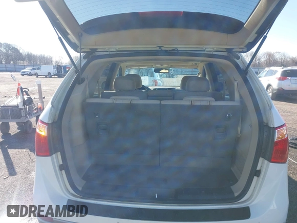 2012 Hyundai Veracruz Limited с VIN KM8NUDCC1CU187992, выставлен на аукционе IAAI как лот 41593861 с пробегом 130 950 миль миль и . История ставок и продаж доступна на DreamBid. Изображение 8.