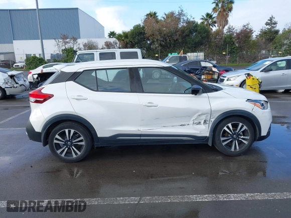 2018 Nissan Kicks SV with VIN 3N1CP5CU1JL521840, listed as a IAAI auction lot 41585895 with 79,824 mi miles and . Bid and sale history available at DreamBid. Image 13.