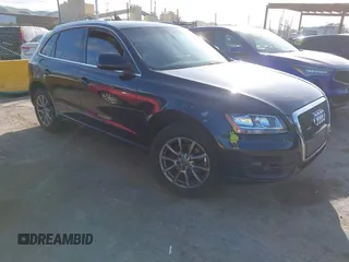 2011 Audi Q5 z VIN WA1CFBFPXBA119404, wystawiony jako IAAI lot #41720415 z przebiegiem 161 521 mil mil oraz . Historia ofert i sprzedaży dostępna na DreamBid. Obrazek 1.