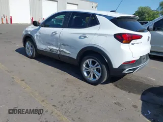 2021 Buick Encore GX Preferred с VIN KL4MMCSL1MB140495, выставлен на аукционе IAAI как лот 42394584 с пробегом 32 542 миль миль и . История ставок и продаж доступна на DreamBid. Изображение 3.