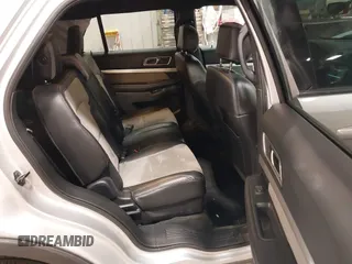 2017 Ford Explorer XLT с VIN 1FM5K8D89HGA27310, выставлен на аукционе IAAI как лот 42051535 с пробегом 111 483 миль миль и . История ставок и продаж доступна на DreamBid. Изображение 8.
