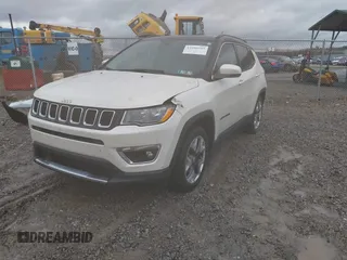 2021 Jeep Compass Limited with VIN 3C4NJCCB9MT597434, listed as a IAAI auction lot 41580549 with 51,549 mi miles. Bid and sale history available at carsss.com. Image 16.