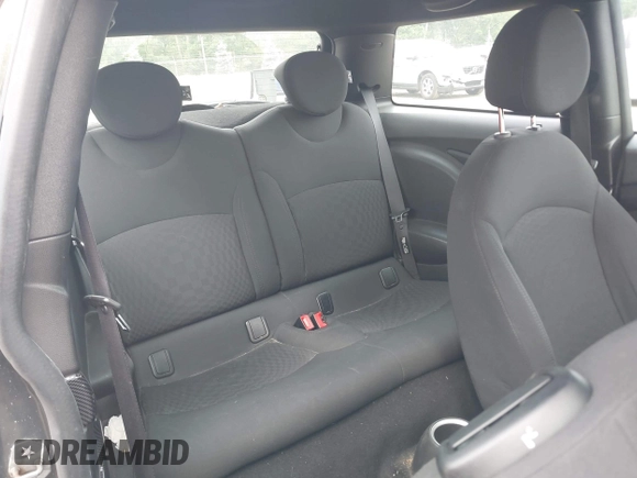 2011 MINI Hardtop S with VIN WMWSV3C58BTY13412, listed as a IAAI auction lot 42516587 with 124,831 mi miles and . Bid and sale history available at DreamBid. Image 8.
