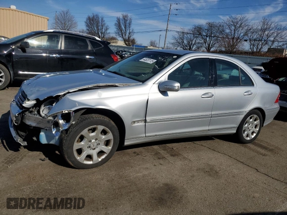 2006 Mercedes-Benz C 230 Sport z VIN WDBRF56H46F730658, wystawiony jako Copart lot #44520115 z przebiegiem 200 746 mil mil oraz Szkoda całkowita • Salvage title. Historia ofert i sprzedaży dostępna na DreamBid. Obrazek 1.