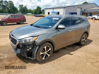 2016 Kia Sorento EX z VIN 5XYPH4A14GG009214, wystawiony jako Copart lot #61810075 z przebiegiem 93 515 mil mil oraz Szkoda całkowita • Salvage title. Historia ofert i sprzedaży dostępna na DreamBid. Obrazek 1.