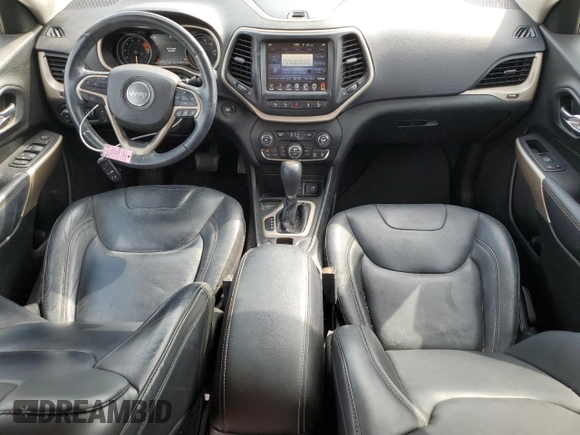 2018 Jeep Cherokee Limited с VIN 1C4PJLDX9JD533561, выставлен на аукционе Copart как лот 54926725 с пробегом 110 278 миль миль и Списание • Salvage title. История ставок и продаж доступна на DreamBid. Изображение 8.
