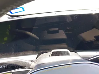 2024 Cadillac LYRIQ Luxury z VIN 1GYKPRRK7RZ122838, wystawiony jako IAAI lot #41958490 z przebiegiem Nie podano mil oraz . Historia ofert i sprzedaży dostępna na DreamBid. Obrazek 7.