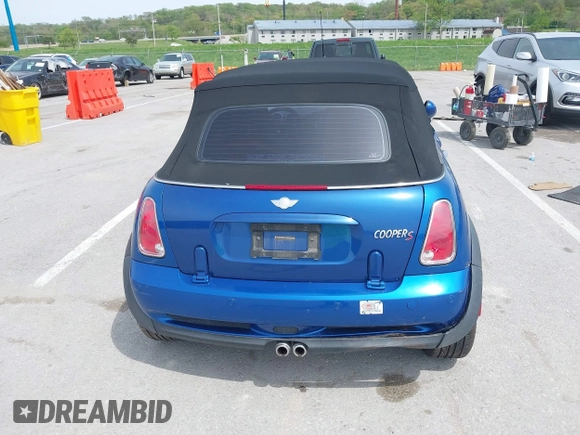 2006 MINI Convertible S with VIN WMWRH335X6TK59110, listed as a IAAI auction lot 42089085 with 101,303 mi miles and . Bid and sale history available at DreamBid. Image 16.