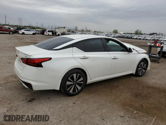 2019 Nissan Altima SV z VIN 1N4BL4DV7KC134704, wystawiony jako Copart lot #55764635 z przebiegiem 74 818 mil mil oraz Szkoda całkowita • Salvage title. Historia ofert i sprzedaży dostępna na DreamBid. Obrazek 3.
