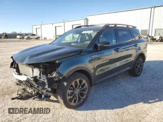 2023 Kia Sorento X-Line EX with VIN 5XYRHDLF2PG201149, listed as a Copart auction lot 83490124 with 8,465 mi miles and Salvage Title. Bid and sale history available at carsss.com. Image 1.