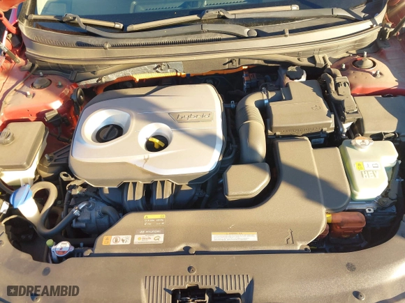 2016 Hyundai Sonata Hybrid Limited with VIN KMHE34L11GA027569, listed as a IAAI auction lot 41409224 with 111,006 mi miles. Bid and sale history available at carsss.com. Image 10.
