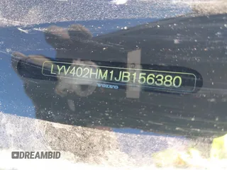 2018 Volvo S60 Inscription Platinum with VIN LYV402HM1JB156380, listed as a IAAI auction lot 41408529 with 106,933 mi miles. Bid and sale history available at carsss.com. Image 9.