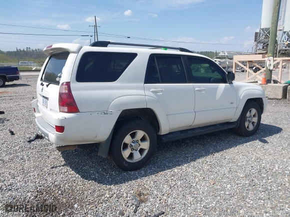 2004 Toyota 4Runner SR5 with VIN JTEZU14R640026906, listed as a IAAI auction lot 42042898 with 351,469 mi miles. Bid and sale history available at carsss.com. Image 4.