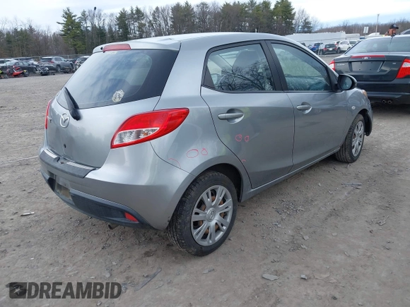 2013 Mazda Mazda2 Sport with VIN JM1DE1KY5D0159551, listed as a IAAI auction lot 41903043 with 107,858 mi miles. Bid and sale history available at carsss.com. Image 4.