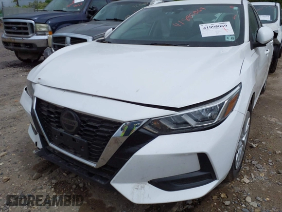 2020 Nissan Sentra S with VIN 3N1AB8BV7LY304588, listed as a IAAI auction lot 41895069 with 47,163 mi miles. Bid and sale history available at carsss.com. Image 20.