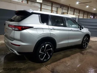 2024 Mitsubishi Outlander SE with VIN JA4J4VA88RZ059536, listed as a Copart auction lot 53949935 with 16,615 mi miles and Clean Title. Bid and sale history available at carsss.com. Image 3.