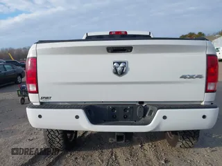 2018 Ram 2500 Tradesman with VIN 3C6UR5CJ3JG102535, listed as a IAAI auction lot 41299914 with 90,619 mi miles and . Bid and sale history available at DreamBid. Image 15.