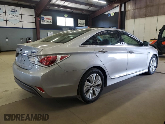 2013 Hyundai Sonata with VIN KMHEC4A45DA074581, listed as a Copart auction lot 55474465 with 144,757 mi miles and Clean Title. Bid and sale history available at carsss.com. Image 3.