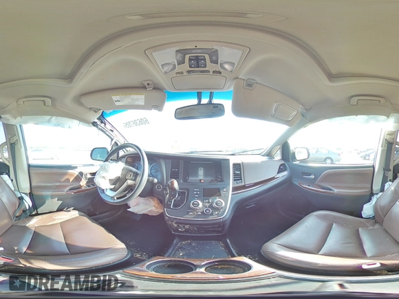 2016 Toyota Sienna XLE z VIN 5TDYK3DC2GS756021, wystawiony jako Copart lot #60636705 z przebiegiem 124 142 mil mil oraz Szkoda całkowita • Salvage title. Historia ofert i sprzedaży dostępna na DreamBid. Obrazek 15.