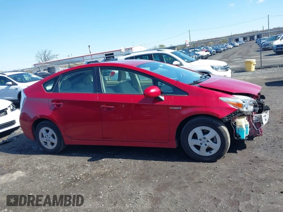 2011 Toyota Prius I with VIN JTDKN3DU8B5337594, listed as a IAAI auction lot 41976798 with 82,840 mi miles. Bid and sale history available at carsss.com. Image 14.