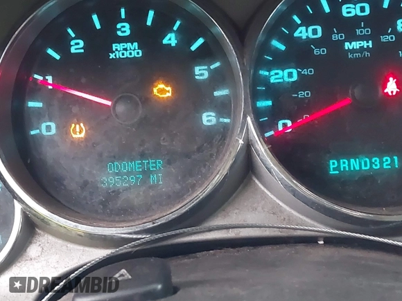 2007 Chevrolet Silverado 1500 LT w/1LT with VIN 2GCEC19C071686992, listed as a IAAI auction lot 41602817 with 395,297 mi miles. Bid and sale history available at carsss.com. Image 15.