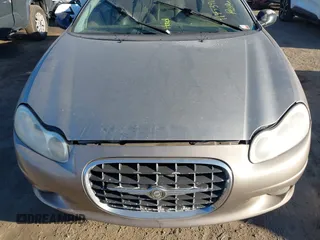 2000 Chrysler LHS with VIN 2C3HC56G4YH222936, listed as a IAAI auction lot 41453912 with 202,102 mi miles. Bid and sale history available at carsss.com. Image 6.