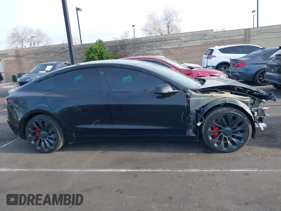2023 Tesla Model 3 Performance z VIN 5YJ3E1EC3PF716085, wystawiony jako IAAI lot #41911684 z przebiegiem 45 184 mil mil oraz . Historia ofert i sprzedaży dostępna na DreamBid. Obrazek 14.