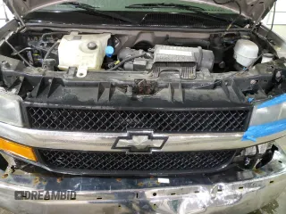 2006 Chevrolet Express Passenger with VIN 1GAHG35U161184548, listed as a Copart auction lot 83356414 with 164,196 mi miles and Clean title. Bid and sale history available at DreamBid. Image 12.