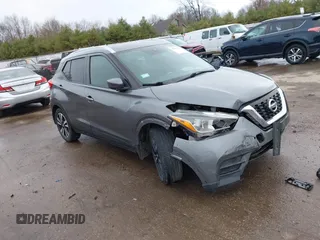 2020 Nissan Kicks SV с VIN 3N1CP5CV5LL502333, выставлен на аукционе IAAI как лот 41909461 с пробегом 74 170 миль миль и . История ставок и продаж доступна на DreamBid. Изображение 1.