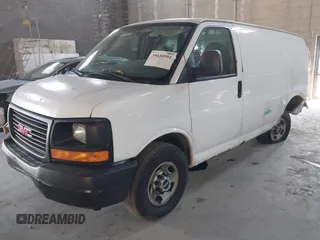 2008 GMC Savana Cargo with VIN 1GTGG25C481233460, listed as a IAAI auction lot 39630591 with 169,747 mi miles. Bid and sale history available at carsss.com. Image 2.